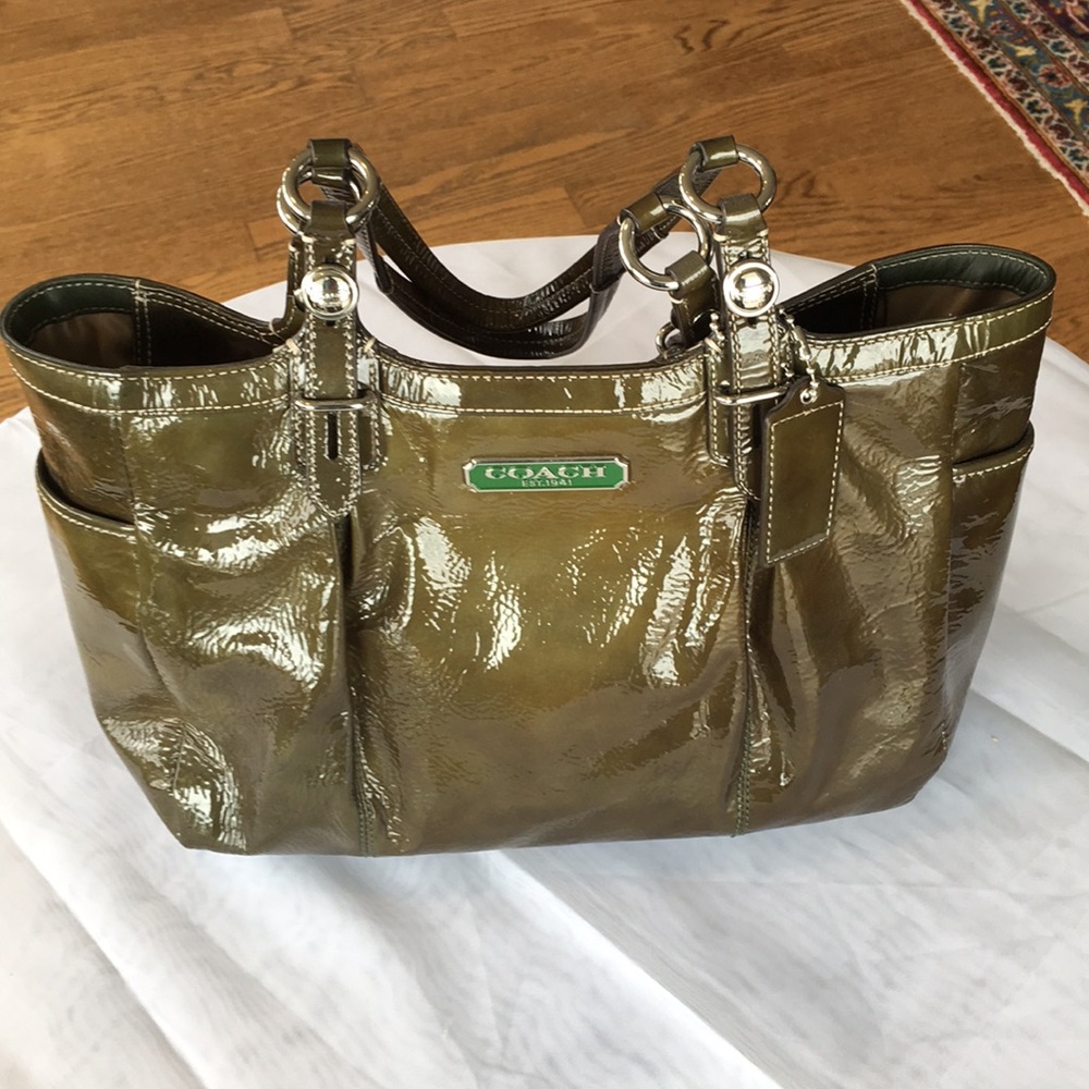 Coach Never used Green Patent Leather Tote Bag